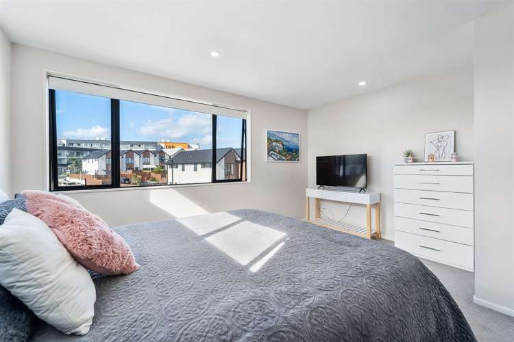 16 Seafarer Crescent Stanmore Bay_20