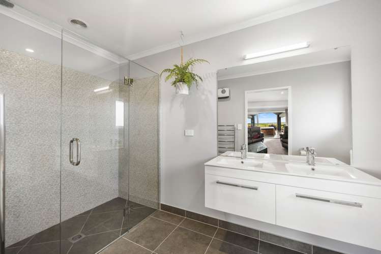 22 Irwin Road Kingseat_18