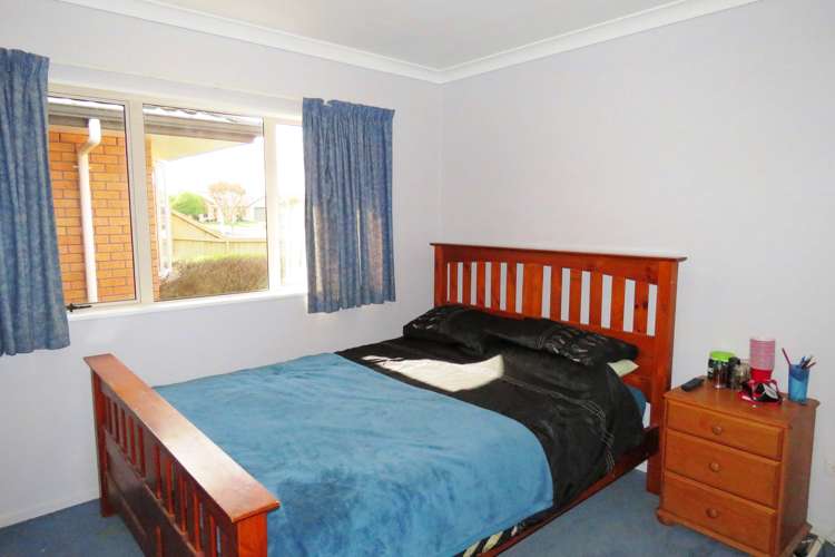 15 Oaklands Drive Cambridge_10
