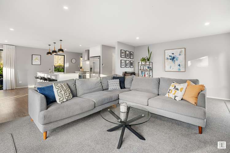 28a Revell Drive Ohauiti_13