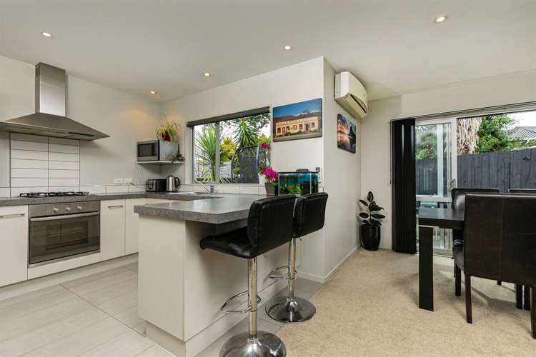 48 Makora Road Massey_8