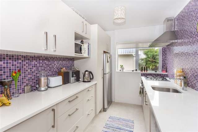 11/6 Schofield Street 10031_3