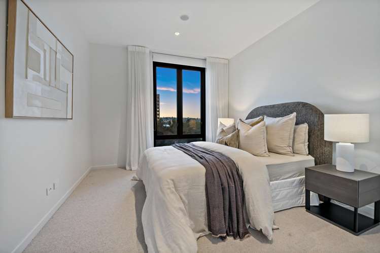 201/45 Hudson Bay Road Hobsonville_11