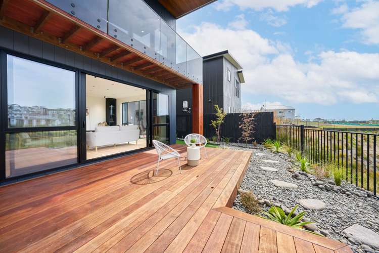 45 Streamview Way Long Bay_37