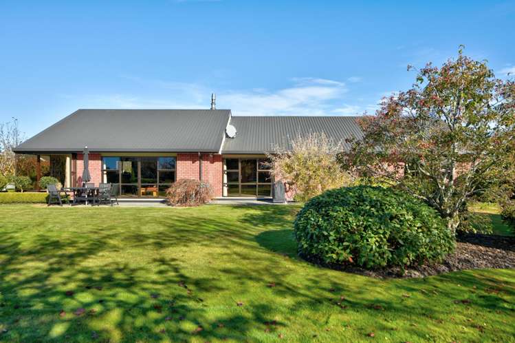 3 Raeburn Place_0
