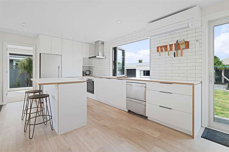 56 Glenfield Crescent Mairehau_5