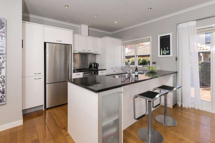 25 Rewi Road Royal Oak_8