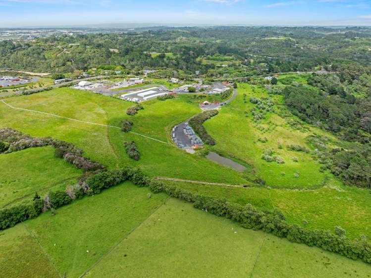 1201 East Coast Road Redvale_19