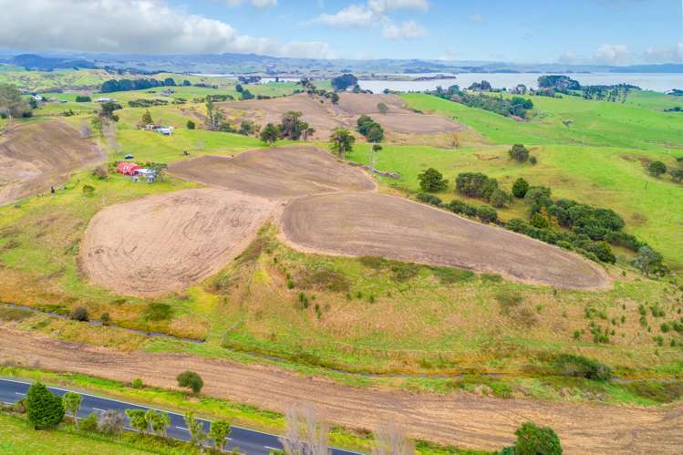 28 Braine Road Oparau_12