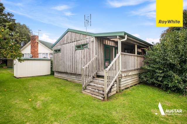  A/60 Cobham Crescent Kelston_1