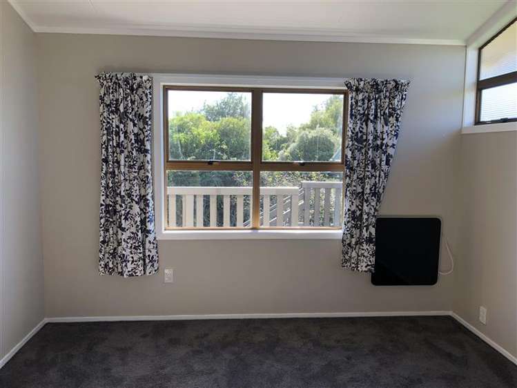 28 Arrowsmith Avenue Waipahihi_3