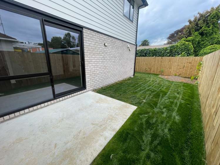 2/3 Clarkin Road Fairfield_2