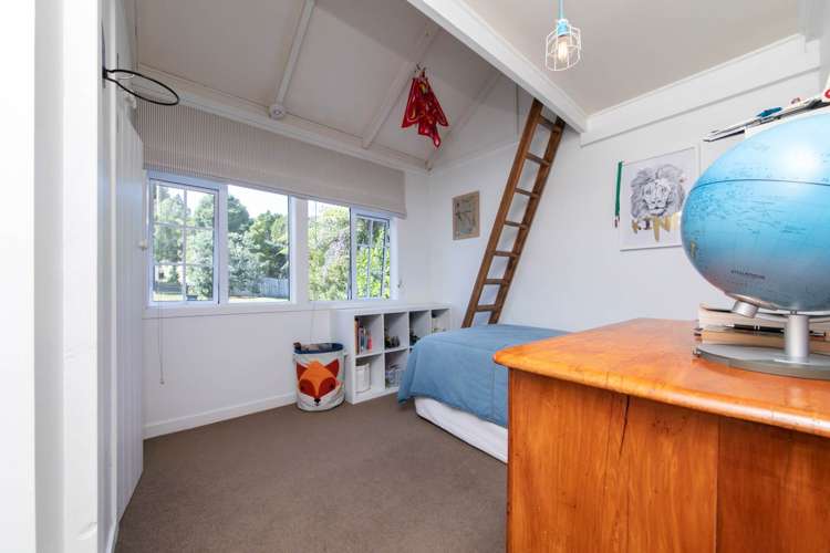 13 Rimutaka Place Titirangi_11