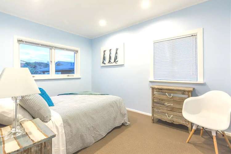 8 Coronation Street Belmont_5