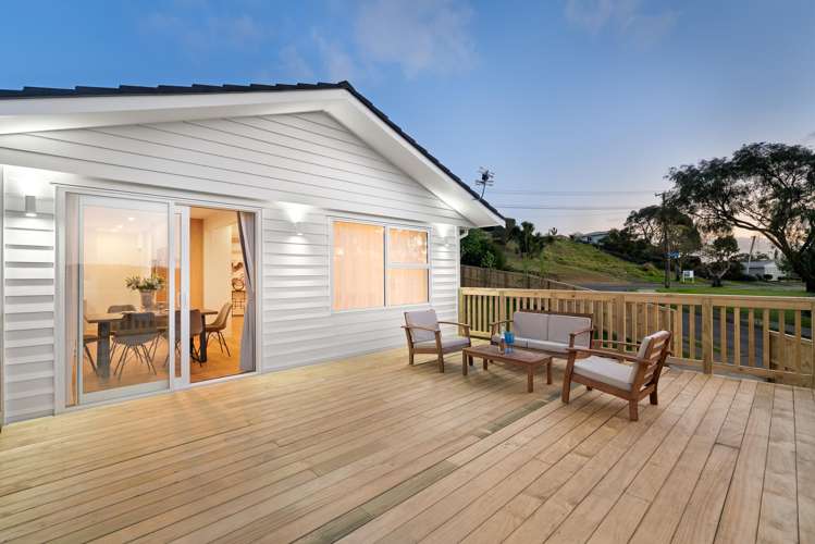 90 Taylor Road Mangere Bridge_23