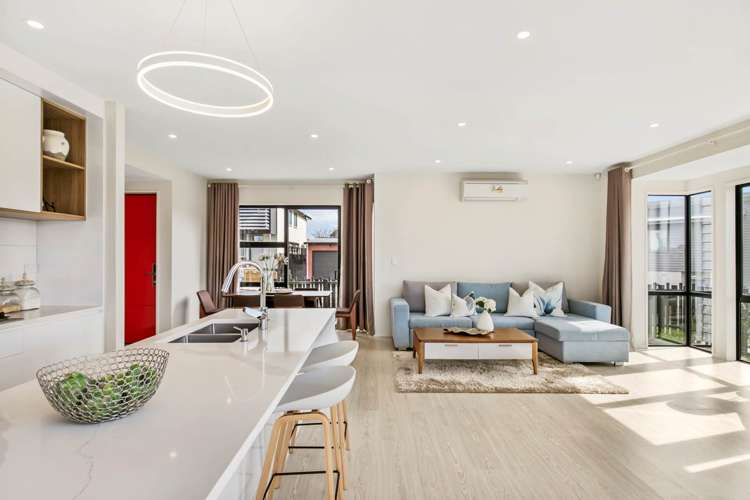 2 Tihema Lane Westgate_11