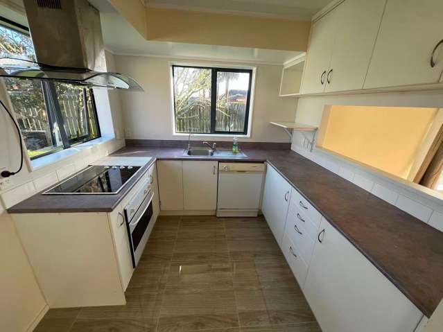 5 Robin Brooke Drive Flat Bush_3