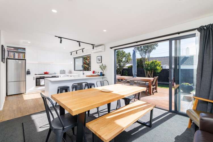 11 Ashbourne Street Burnside_8