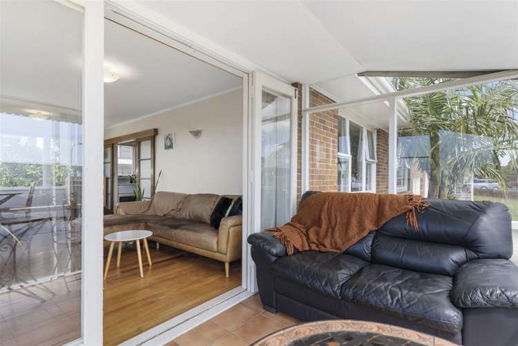 2/1 The Link Howick_13