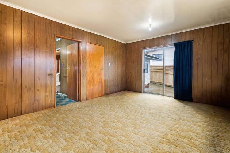 12 Mckinstry Avenue Mangere East_10