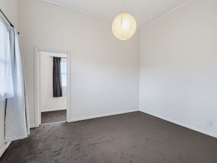 19 Hereford Street West End_16