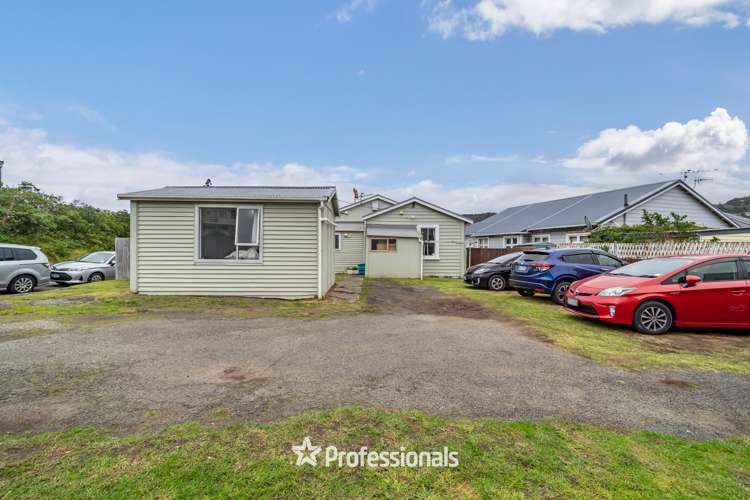 163 Coutts Street Rongotai_13