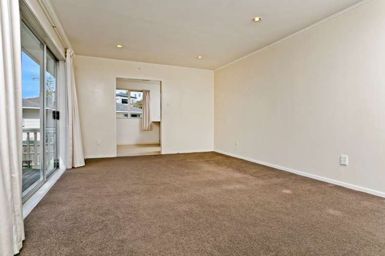 7 Tahu Crescent Sunnynook_2