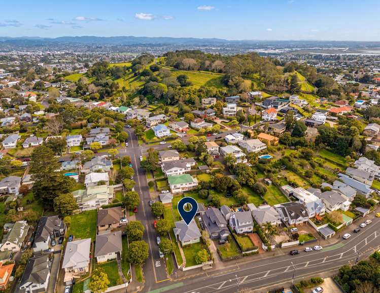 117 Mount Albert Road Mt Albert_16