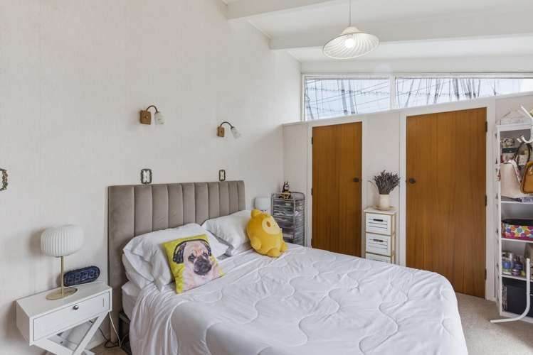 556 Queen Street East Levin_13