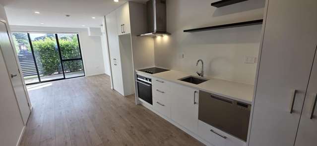2/2 Riversdale Road Avondale_3