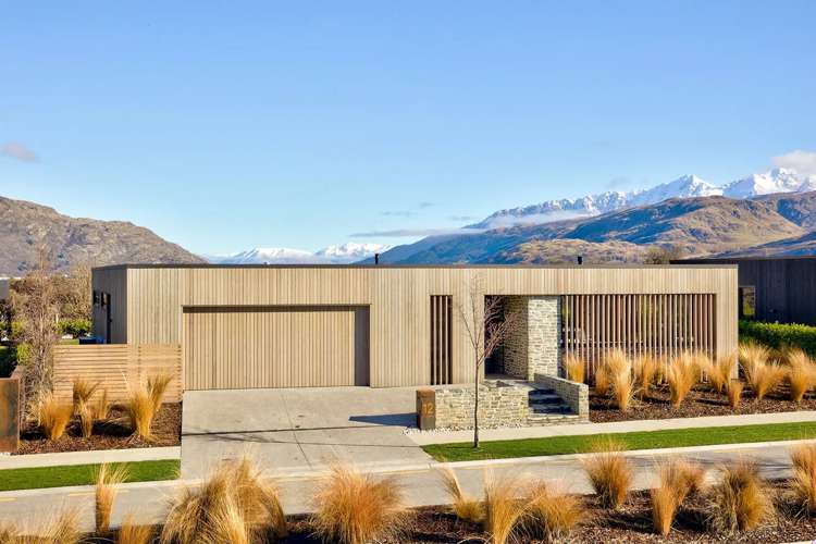 12 Kawarau Heights Boulevard_1