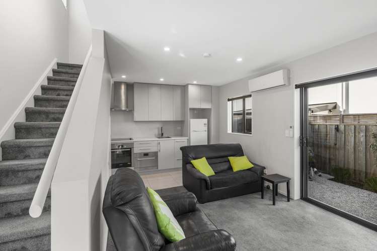 2/317 Gloucester Street_1
