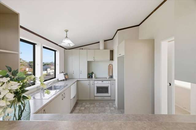 15A Cooneys Drive Matua_3