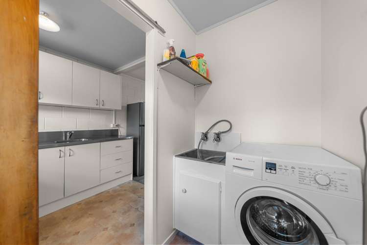 407 West Coast Road Glen Eden_11