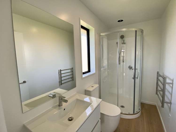 72 Crossley Avenue 500171_9