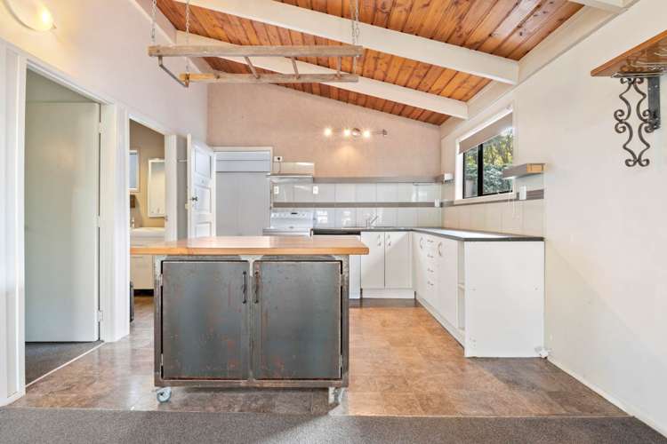 2/25 Matai Road Stanmore Bay_6