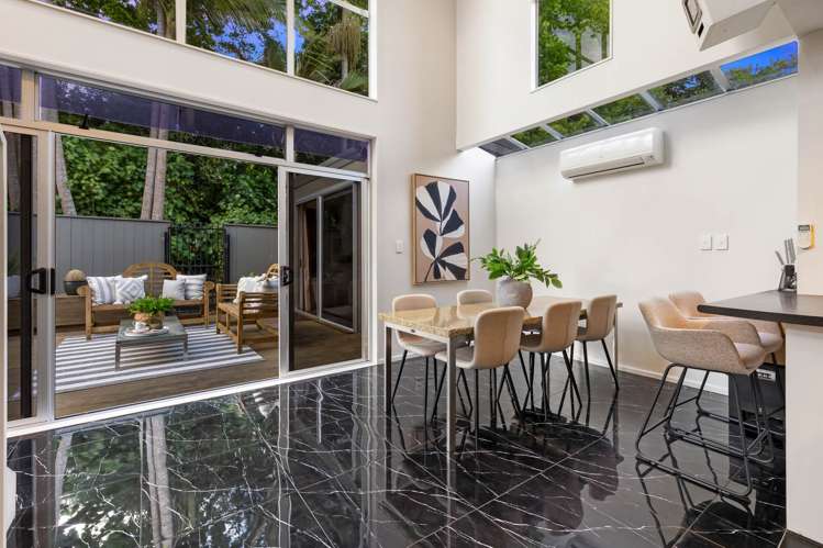 2/35 Huron Street Takapuna_1