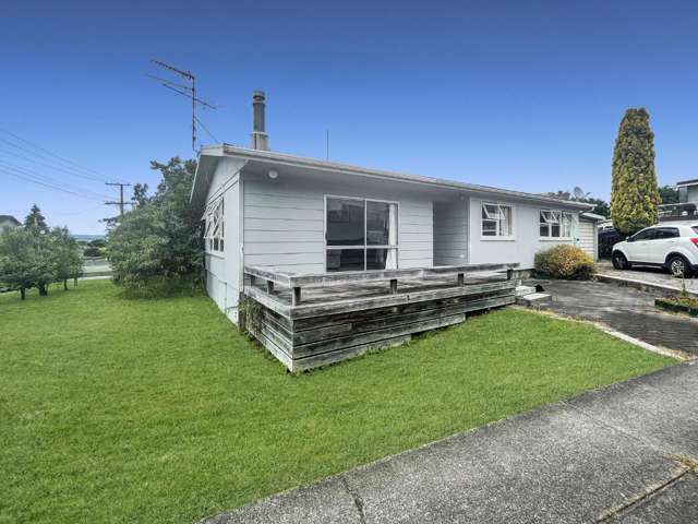 A/734 Acacia Bay Road 1045_1