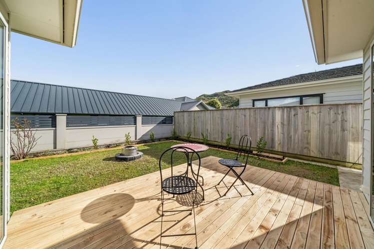 7 Martha Turnell Crescent Manor Park_16