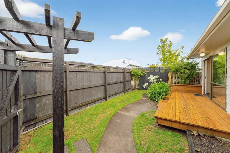 1/17A Strickland Street Somerfield_2