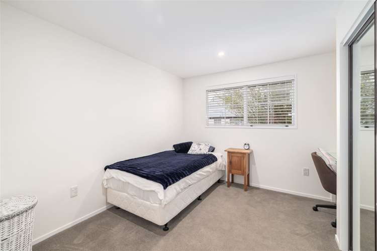 6 Pasadena Place Harewood_13