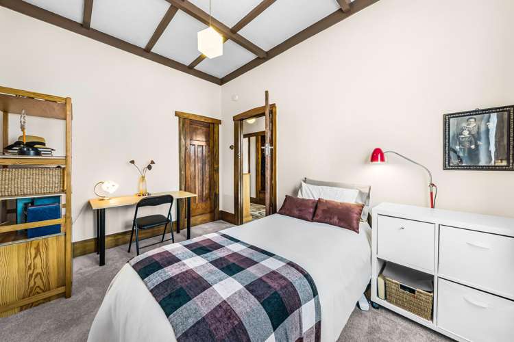 8 Invermay Avenue Mount Roskill_11