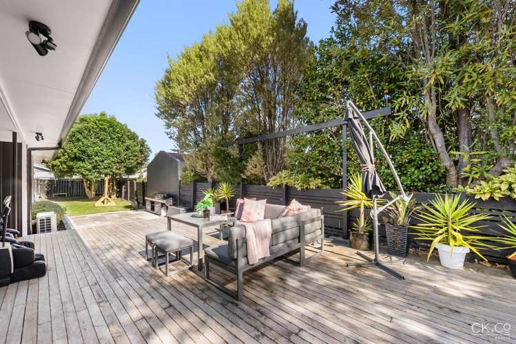 34 California Drive Totara Park_15