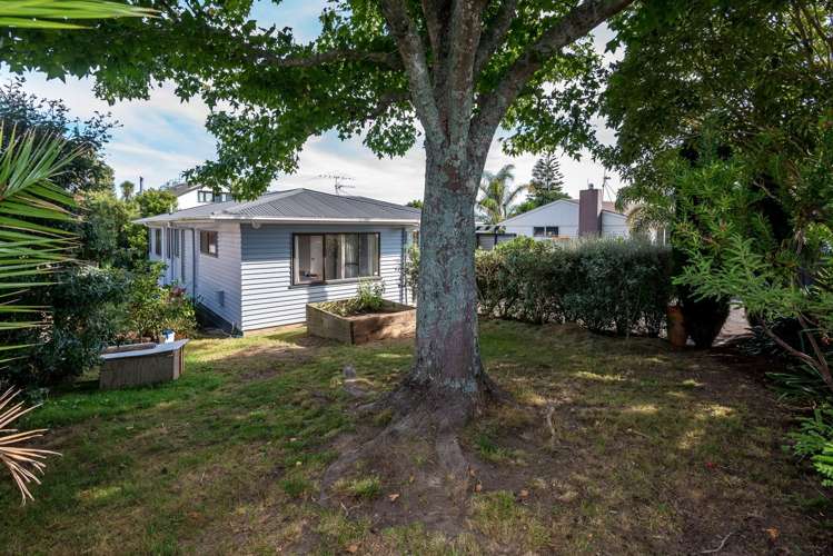 1/58 Drake Street Howick_18