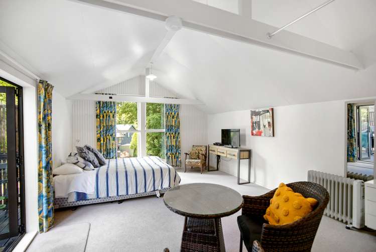 44 Arawata Terrace Fernhill/Sunshine Bay_17