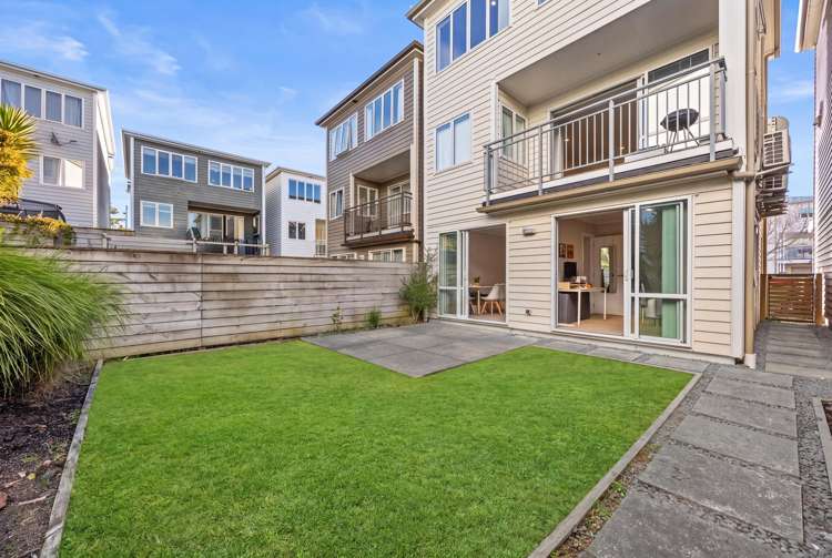 39 Arrowsmith Drive Flat Bush_24