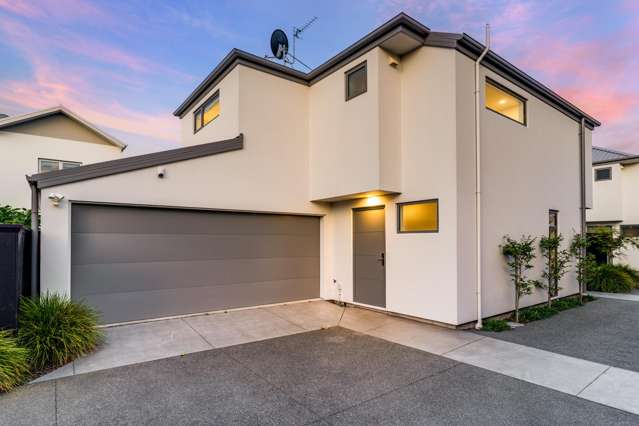 Your Effortless Central Escape