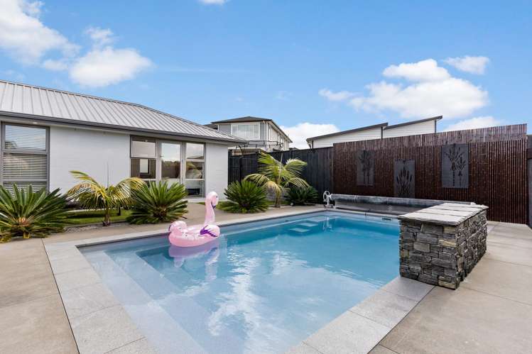6 Davey Crescent_0