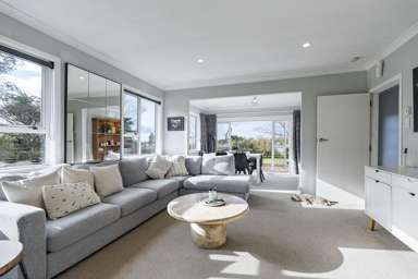1870 Egmont Road_3
