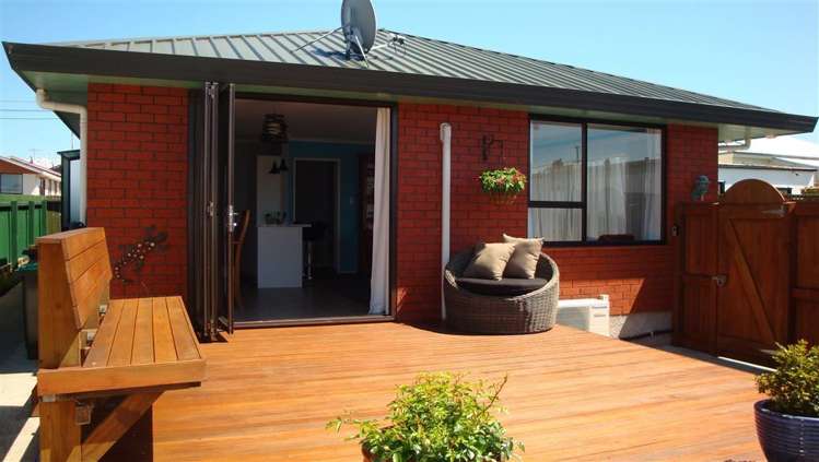 2/17 Clyde Street Seaview_0